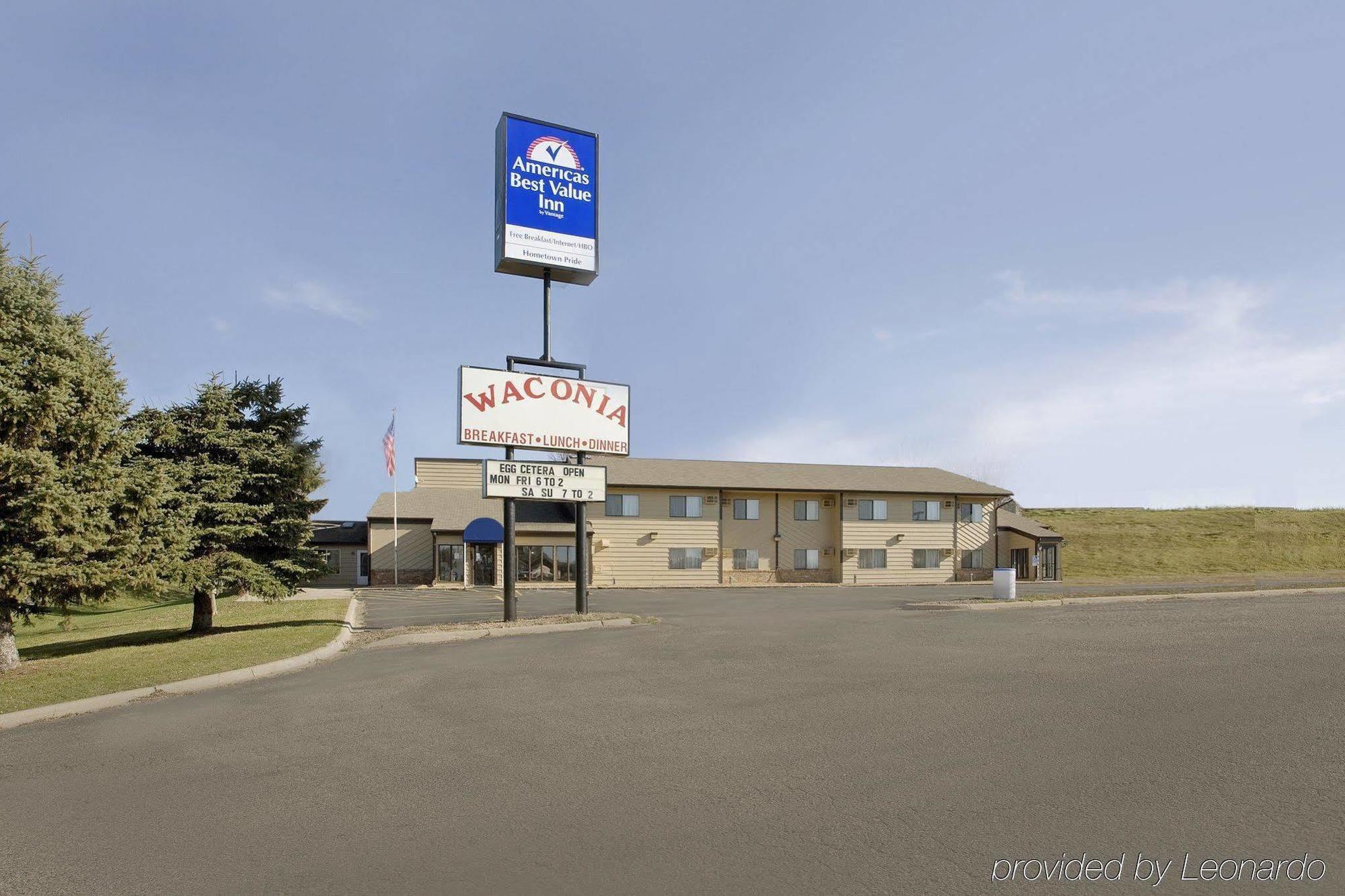 Waconia Inn And Suites ภายนอก รูปภาพ